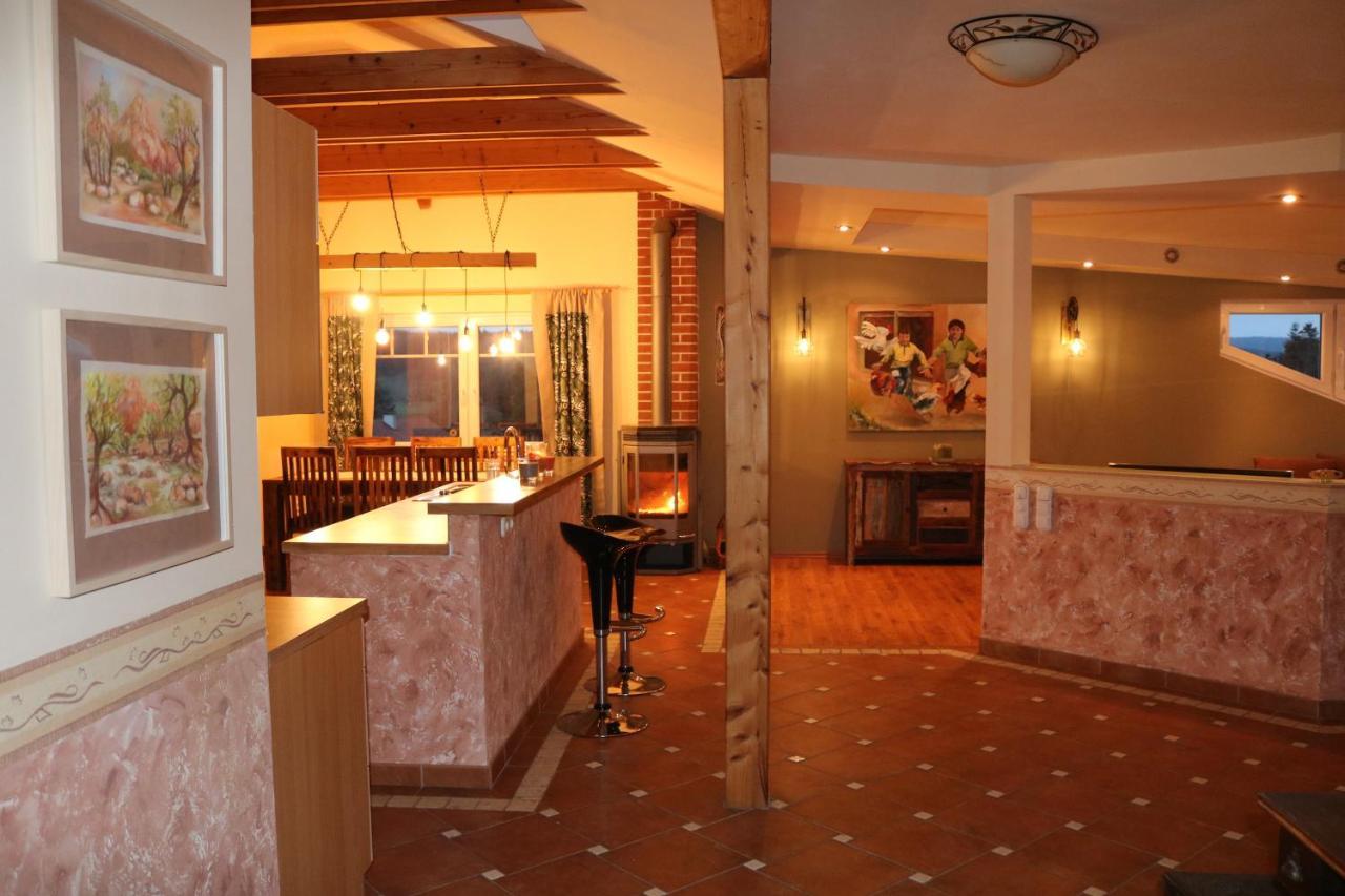 Helle, Offene Dachgeschosswohnung Mit Terrasse Oberloisdorf Ngoại thất bức ảnh