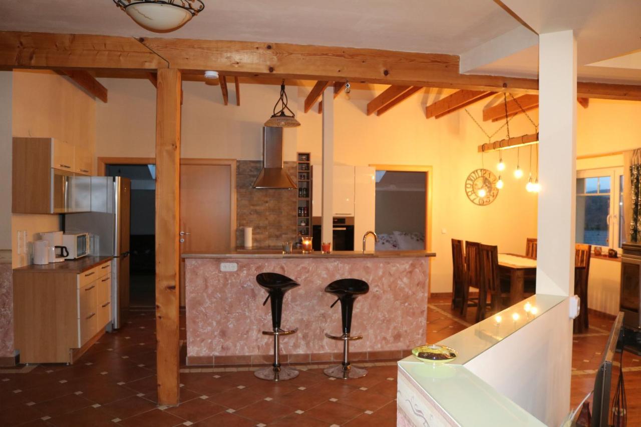 Helle, Offene Dachgeschosswohnung Mit Terrasse Oberloisdorf Ngoại thất bức ảnh