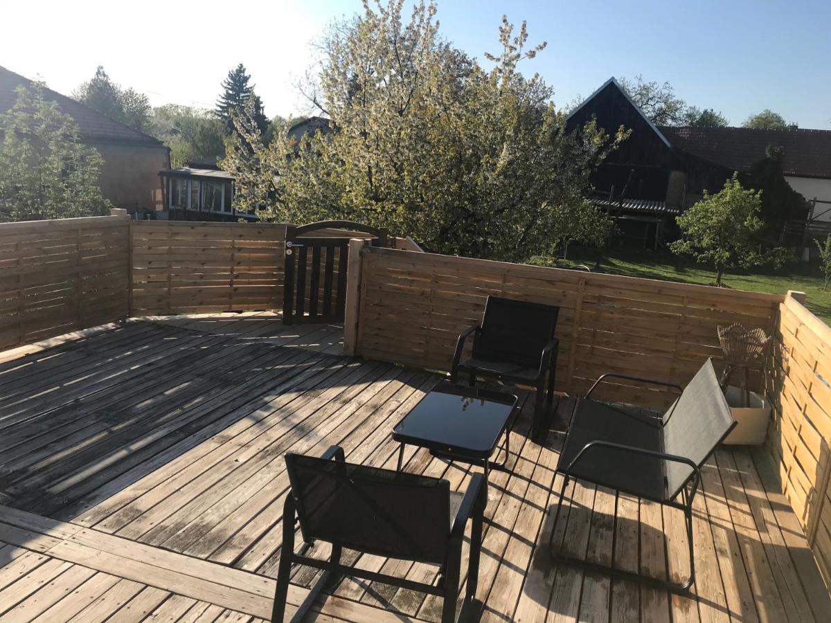 Helle, Offene Dachgeschosswohnung Mit Terrasse Oberloisdorf Ngoại thất bức ảnh